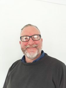 Based at Tallington Lakes Simon has many years experience in the real estate sector and has been selling homes at Tallington for many years.